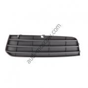 Решетка бампера левая Audi A4 (B8) 8K080768101C