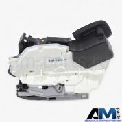 Замок задней левой двери на Octavia A7 II рестайлинг 5E0839015B