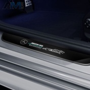 Накладки на пороги с освещением впереди в 2-х экземплярах Особая версия «Формула-1» Mercedes C W205 (2014-2023) A2056804011