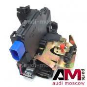 Замок двери передний левый Ауди А8 (D3) 4E1837015A