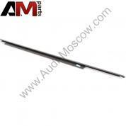 Оригинальный уплотнитель передней двери с накладкой правый Audi A4 (B8) рестайлинг 8K0853284NT94