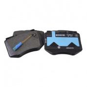 Передние тормозные колодки AKD16106 (AKYOTO) для автомобилей MB