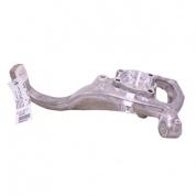 Кулак поворотный передний левый A2053322100 Мерседес С-класса W205