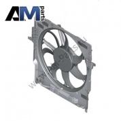 Кожух вентилятора с вентилятором 17427634467 на BMW X5 (F15) 25dX