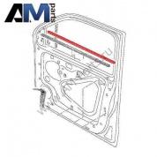 Уплотнитель пер двери справа снаружи Amarok 2H0837704B5AP