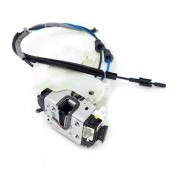 Замок задней правой двери A2047304035 Mercedes C-klasse W204