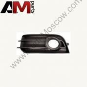 Оригинальная решетка воздухонаправляющая чёрная правая Audi A1 (8X) 8X0807682AZDE