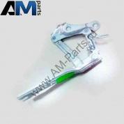 Петля капота правая Шкода Суперб 3T0823302B