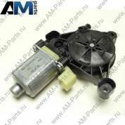 Двигатель стеклоподъемника передний левый Skoda Octavia A7 5Q0959801B