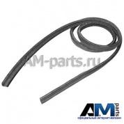 Уплотнитель задней двери наружный левый Шкода Суперб 3T5839701