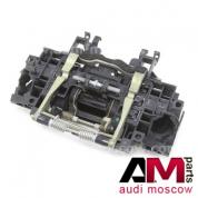 Опорный элемент ручки задний левый Ауди А8 (D3) 4E0839885E