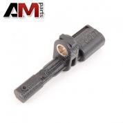 Оригинальный датчик ABS задний на TT WHT003864A