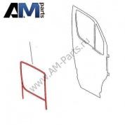 Уплотнитель/направляющая стекла правая Crafter 2E0837404