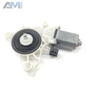 Мотор стеклоподъемника двери передней правый A000906570664 на Mercedes B-class W247