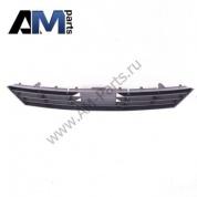 Решетка воздухозаборника (средняя) BMW 5 серии F10 рестайлинг (М-пакет) 51117331725