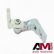 Петля двери верхняя правая Ауди А6 (C6) 4F0831402A
