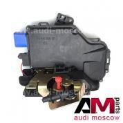 Замок двери задний левый Ауди А8 (D3) 4E0839015A