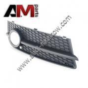 Оригинальная решетка переднего бампера правая Audi TT 8J080768201C