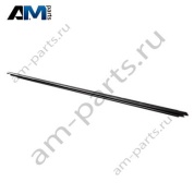 Молдинг стекла пассажира центральный (черный хром) Ауди Q7 4М (рестайлинг) 4M0853284CT94