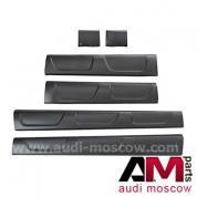 Оригинальная накладка двери Audi Q5 2008-2017 8R0071840A1QP