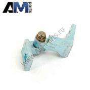 Петля передней двери верхняя правая Йети 8K0831402A