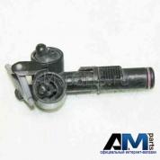 Форсунка омывателя фар правая Superb I 3U0955104