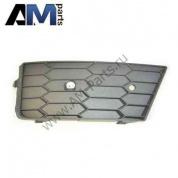 Колпачок правый Skoda Octavia A7 5E0807682C9B9