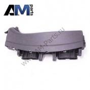 Корпус воздушного фильтра 13713449003 на BMW E83 2.0d