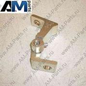 Петля передней двери верхняя/нижняя правая Рапид 8K0831402D