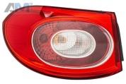 Фонарь задний левый наружный (2SD009691091) HELLA для Volkswagen Tiguan I (2007-2011)