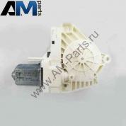 Мотор переднего стеклоподъемника правый Йети 8K0959812A