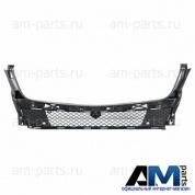 Решетка переднего бампера центральная Mercedes ML W166 A1668852065