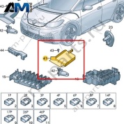 Накладка VAG 1EC971394