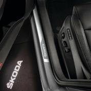 Комплект накладок порога Шкода Карок 57A071303