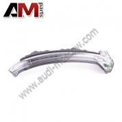 Оригинальный фонарь указателя поворота правый на TT 8S0949102