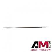 Оригинальная накладка передней правой двери Audi A4 (B9) (хром) 8W0853283B2ZZ