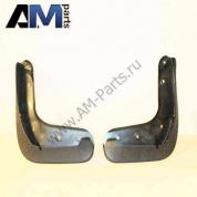 Комплект передних брызговиков Сирокко 1K8075111