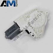 Мотор стеклоподъемника передний левый Шкода Суперб 8K0959801A