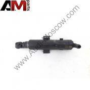 Оригинальная форсунка омывателя фар правая Audi A8 (D4) 4H0955102A