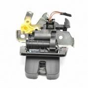 Замок багажника Шкода Карок 81A827506