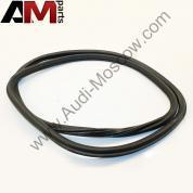 Уплотнитель крышки багажника Ауди А3 8P3827705J