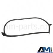 Уплотнитель передней двери правый на Audi R8 4S8831708C