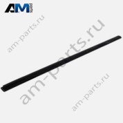 Уплотнитель стекла передней правой двери наружний A1767250482 Mercedes A-class W176