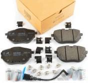 Тормозные колодки передние (для R16) Volkswagen Caravelle T6 (рестайлинг) 7LA698151D