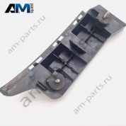 Кронштейн бампера заднего опорный правый A2048800603 на Mercedes C-class W204