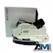 Замок двери передний левый Polo 5K1837015D