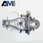 Опорный элемент ручки распашной двери левый Caddy 2K0843351D