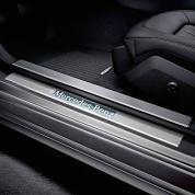 Накладки порога комплект с подсветкой Mercedes A21868000359051 Mercedes E-klasse W212