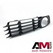 Решетка бампера правая Ауди А8 (D3) 4E0807682D01C