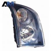 Фара галогеновая правая TYC для Volkswagen Crafter 20C351052B